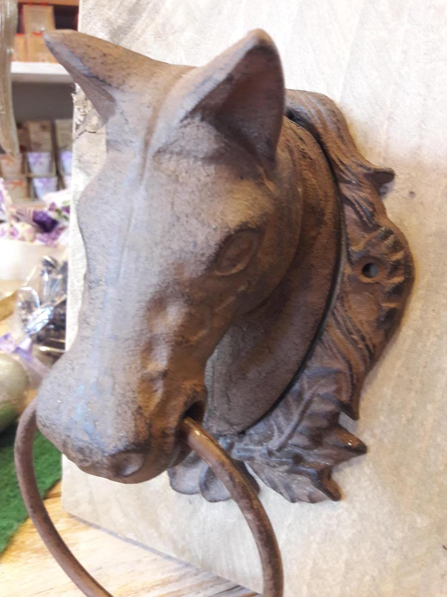 HKM Porte-Bride Tête de Cheval en Fonte HKM Porte-Bride Tête de Cheval en Fonte
