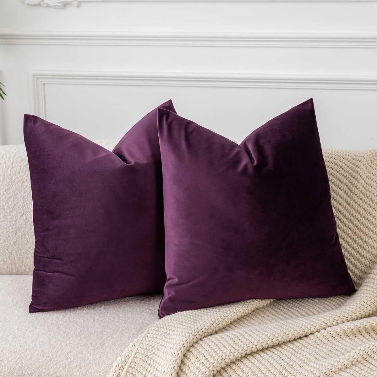 Luxe Fluweel Kussenslopen 45x45 cm - Set van 2 - Eggplant Paars - Zachte Sierkussens voor Bank en Woonkamer