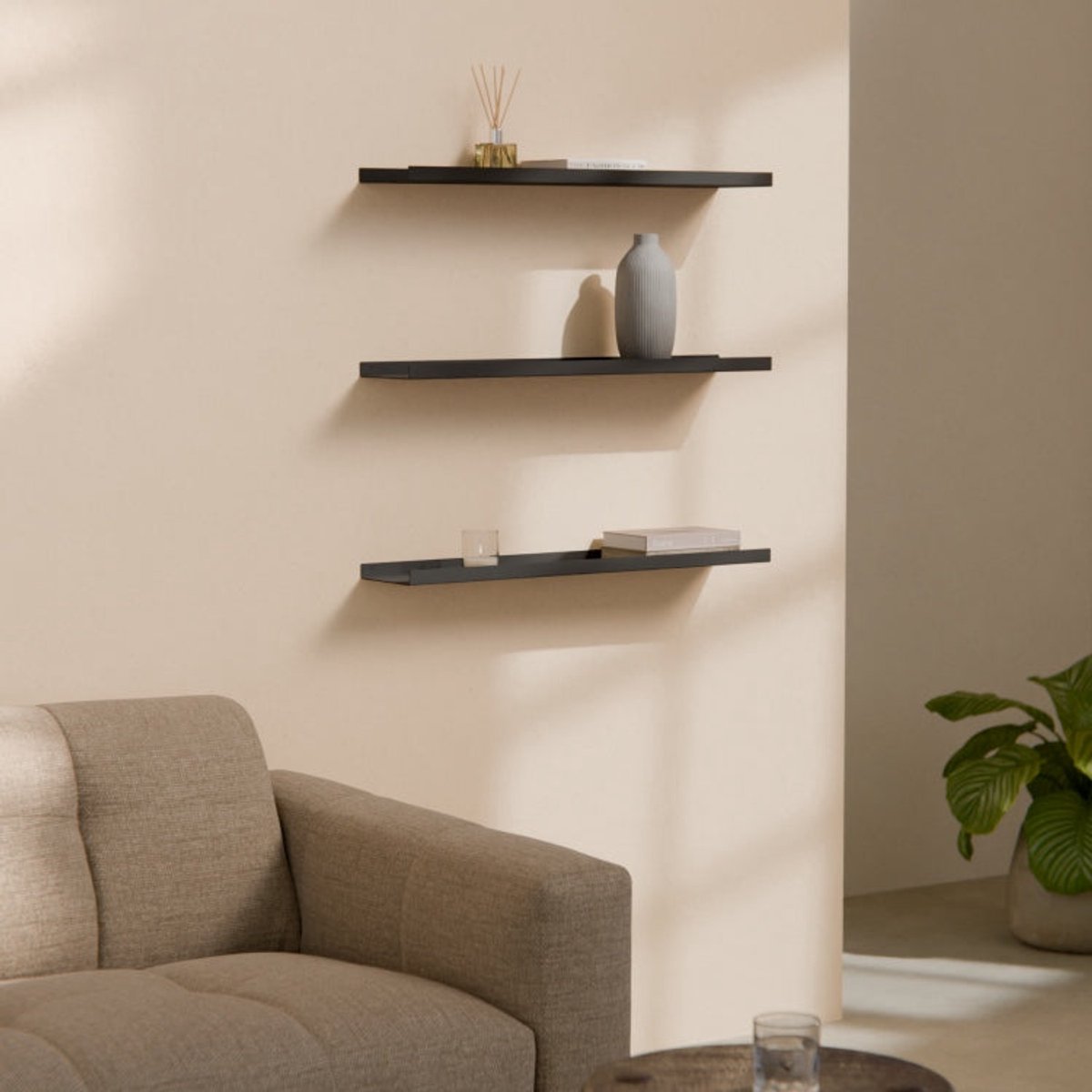 Metalen Wandplank Edge Zwart 80 cm - Kunst van Staal