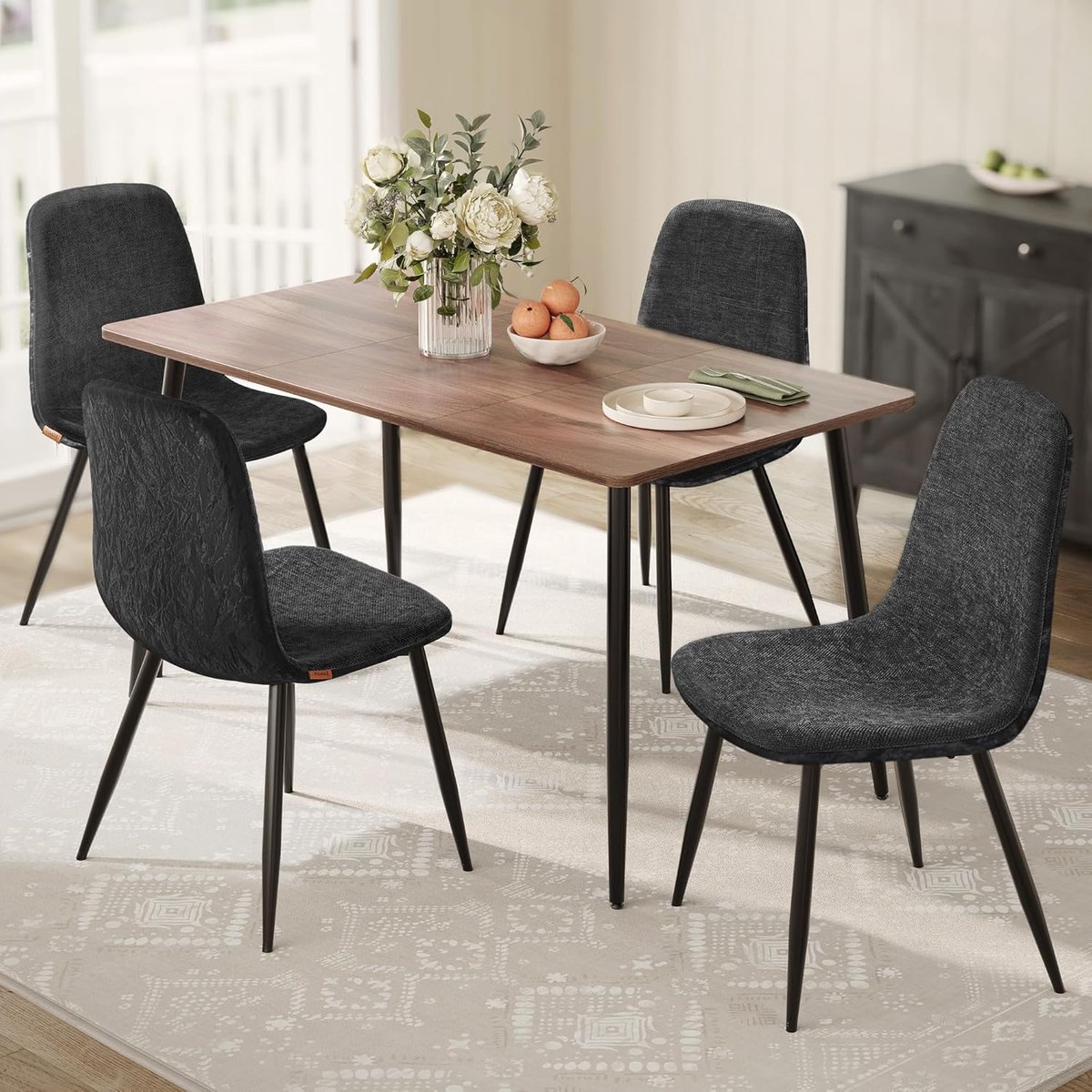 Titel: Luxe Glacier Velvet Eetkamerstoelen Set van 4 – Chenille Bekleding, PU Rugleuning, Metalen Poten, 43,5 x 43,5 x 85,5 cm, Leigrijs