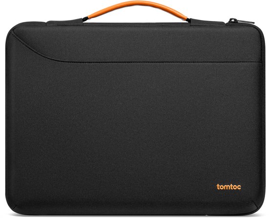 Housse d'ordinateur portable noire avec une poignée orange, une fermeture éclair et le logo "tomtoc" orange sur le devant. Fond blanc.