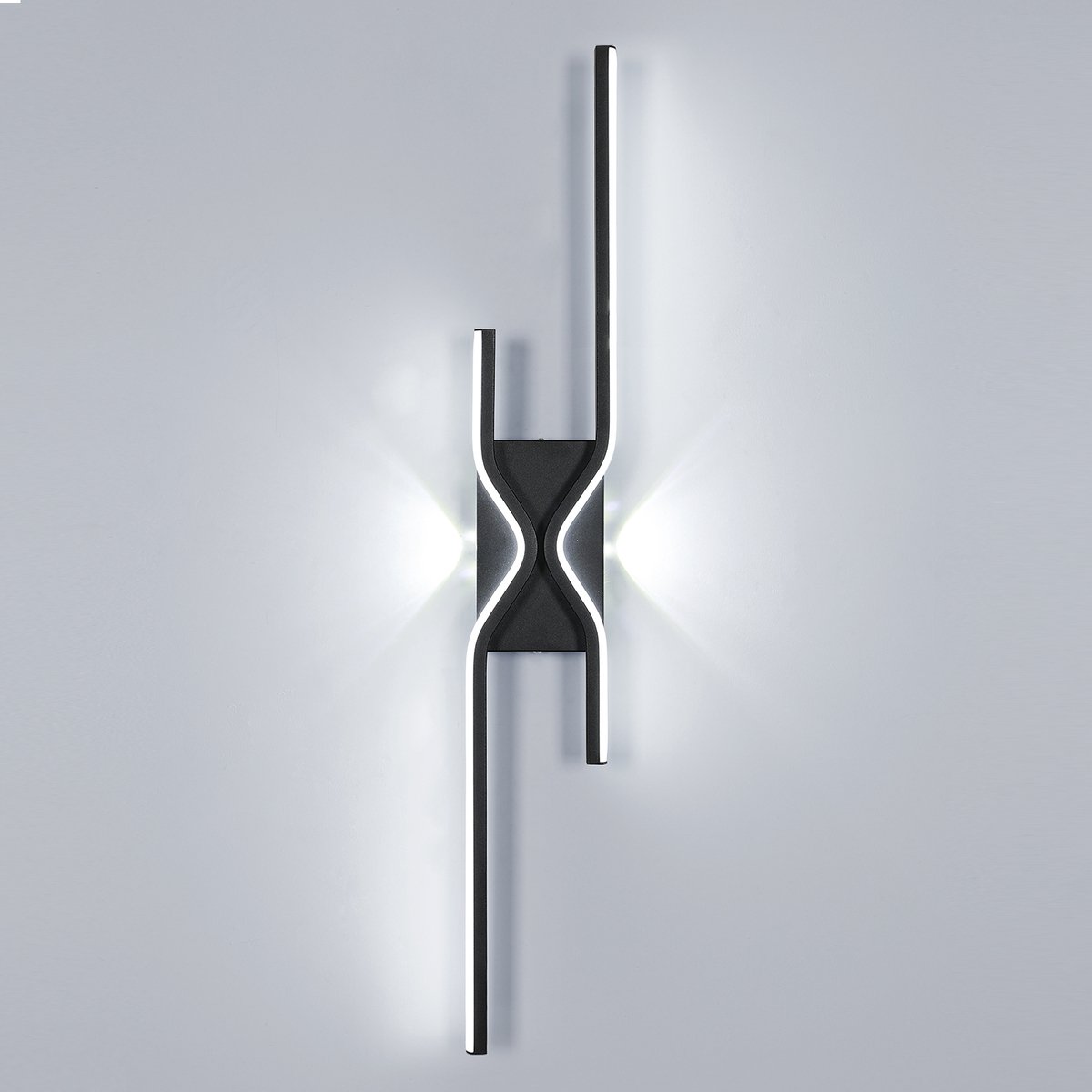 Haobosic Wandlamp - Creatief IJzer Design - 55,5cm - 4W - Neutraal Wit 4500K - Zwart + Zilver - Verstelbare Arm - Modern - Voor Woonkamer Slaapkamer