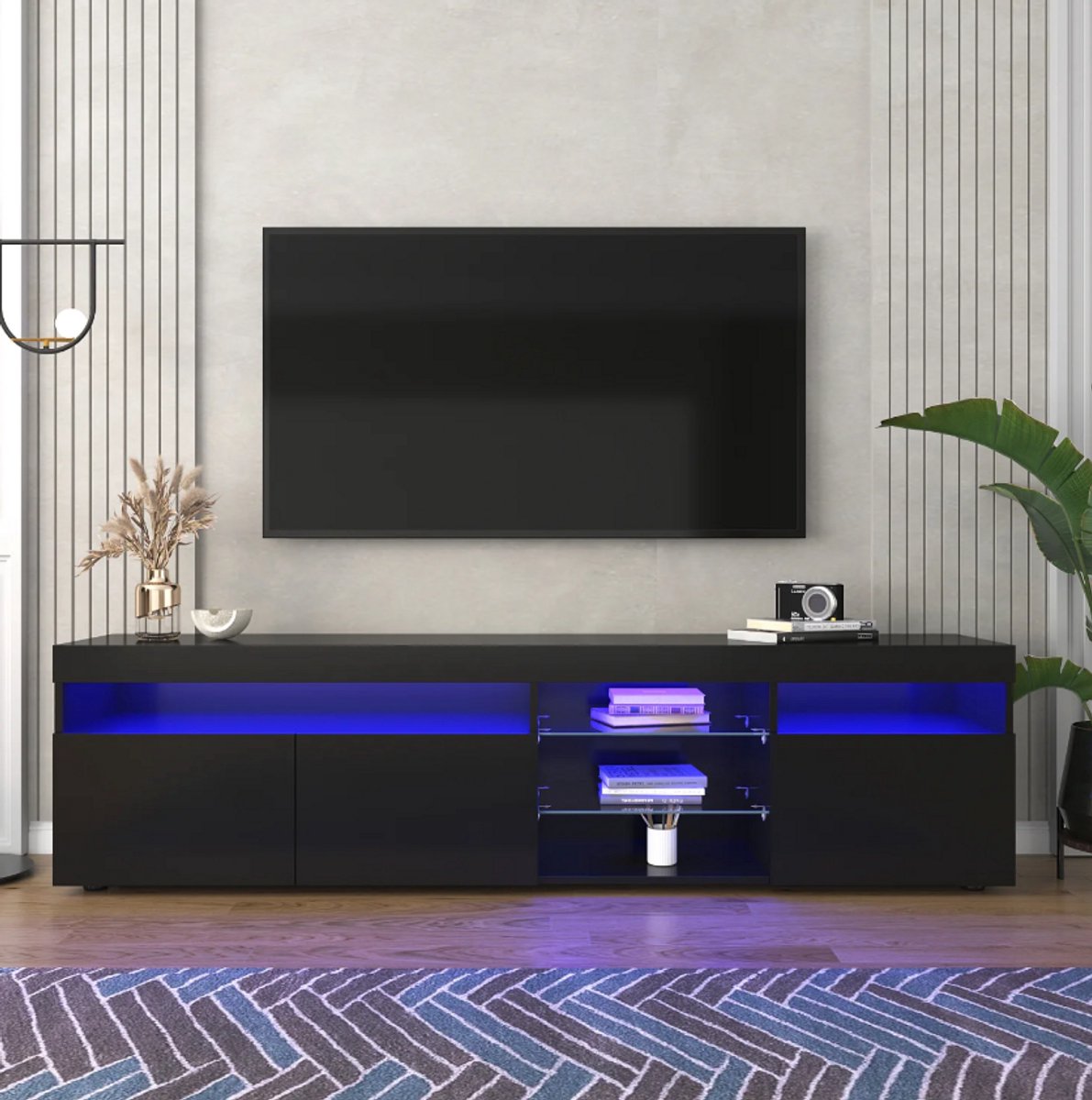TV-meubel 180 cm Zwart Hoogglans met LED-verlichting – Moderne TV Kast met 3 Deuren en Glazen Details – Luxe Design Lowboard – Furnitureland