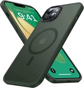 Hoesje Geschikt voor Apple iPhone 13 - Compatibel met MagSafe / Qi2 - Matte Beschermhoes - Back Cover met Magneet - Donkergroen