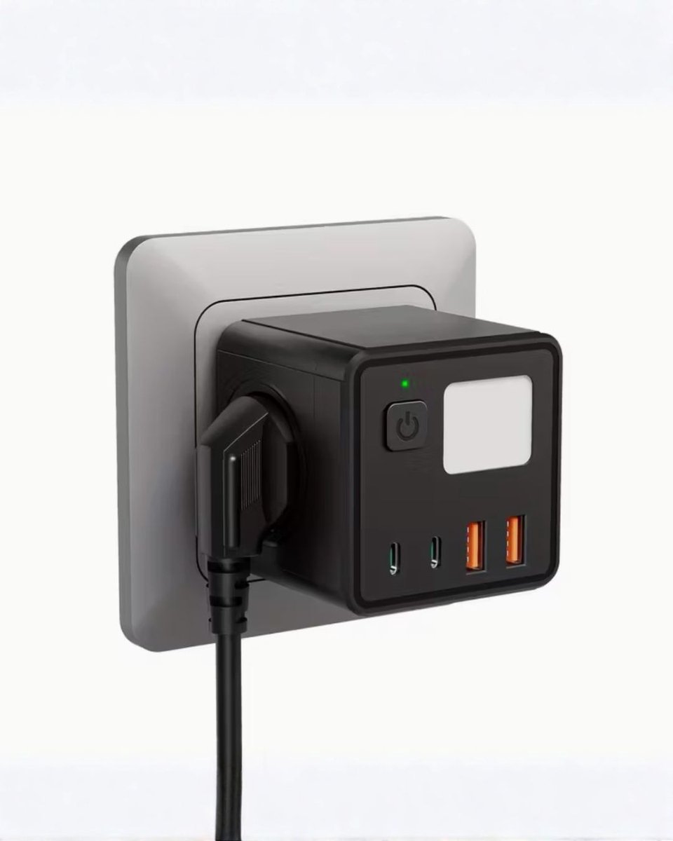 PowerHub - 8-in-1 Stekkerdoos EU - 3 Stopcontacten + USB & USB-C - Dimbaar Nachtlampje - Voor Thuis, Kantoor & Reizen (Zwart)