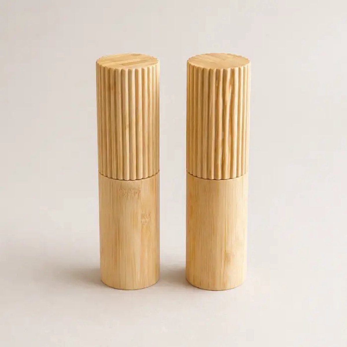 Bamboe - Zout- en Pepermolen - Handmatig Draaibaar - Natuurlijk - Lichtgewicht - Modern Design