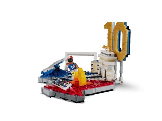 LEGO Editions Kylian Mbappé – Points forts du football Jouet de football pour enfants - 43013