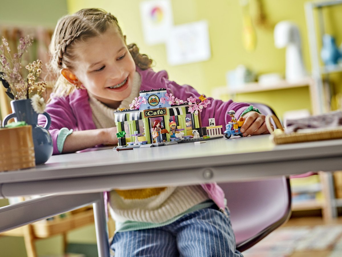 LEGO Friends Heartlake City café 42618 — afbeelding 23