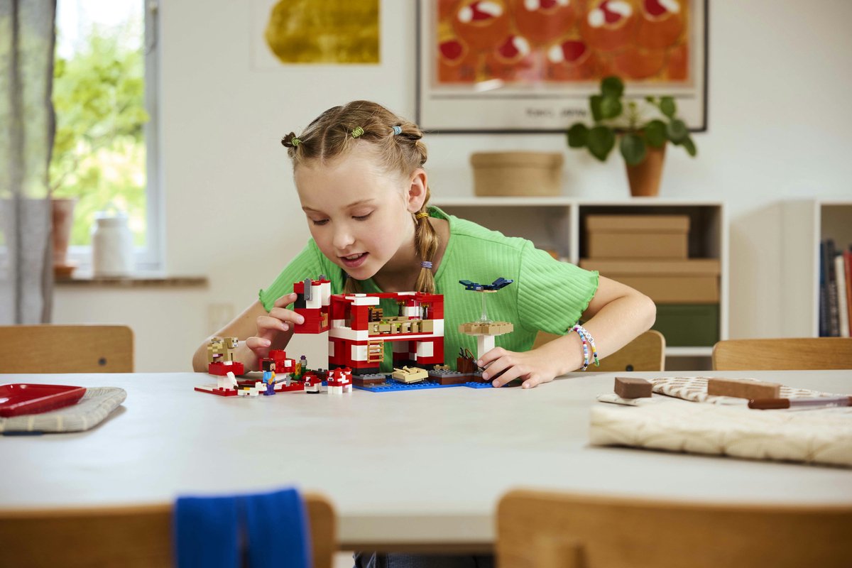 LEGO Minecraft Het Mooshroom huis - 21270 – foto 3