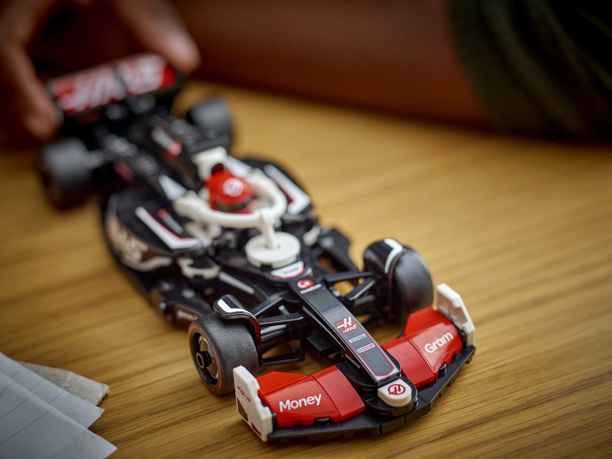 LEGO Speed Champions MoneyGram Haas F1 Team VF-24 racewagen Set - 77250 — afbeelding 19