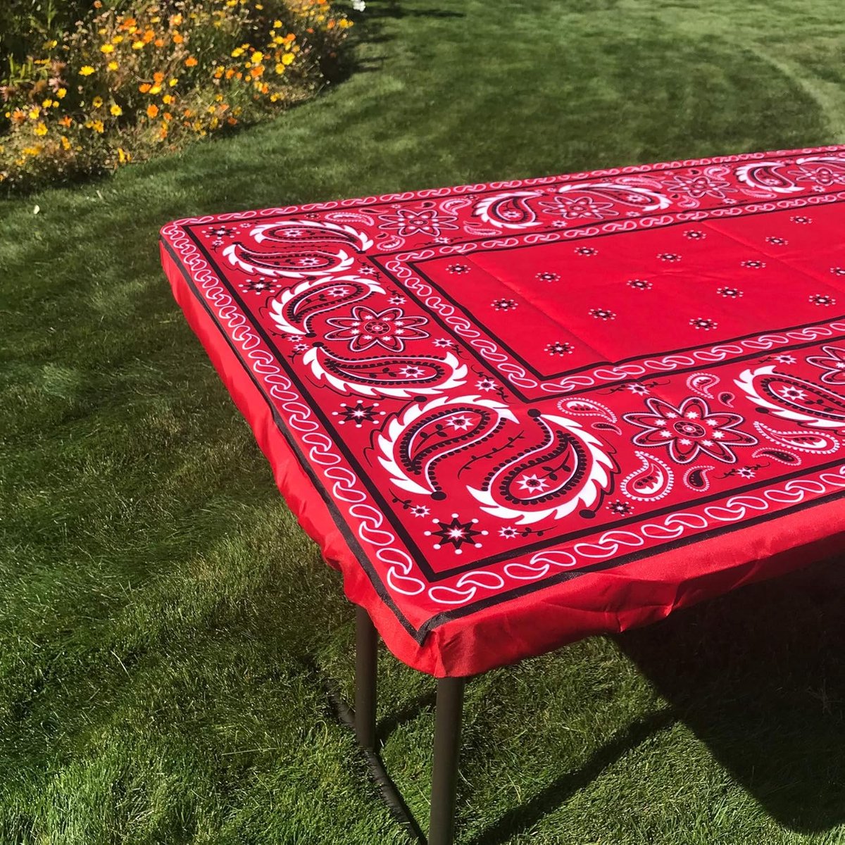 Tafelkleed - Tafelbeschermer - Feestelijke Decoratie - Elastisch - 91 x 244 cm - Bandana Rood