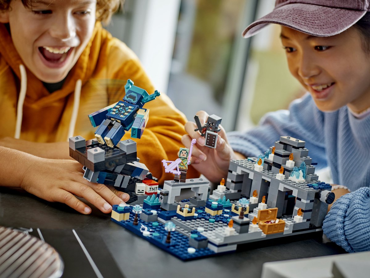 LEGO Minecraft Het Duistere Gevecht, Constructie Speelgoed Set met Bioom 21246 — cadeau in Spellen & Speelgoed - foto 3