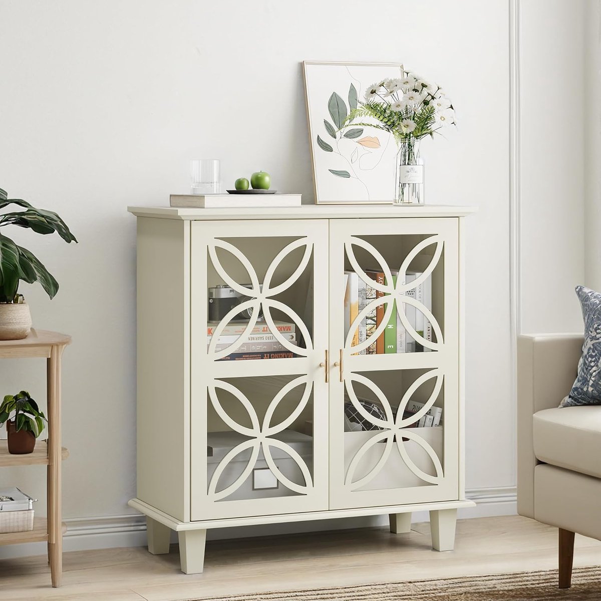 Luxe Vitrinekast "Graceful Cream" - Modern Retro Dressoir met Gehard Glas, Verstelbare Planken en Massief Houten Poten - 80 x 38 x 87 cm - Crème