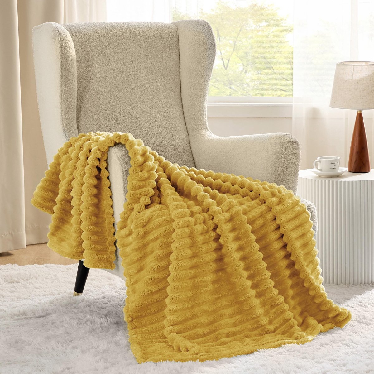 Dailygoods - Dailygoody - Behaaglijke deken - Fleecedeken - Zacht en warm - Geel - Comfortabele sprei - Perfect voor bed en bank - 150 x 200 cm