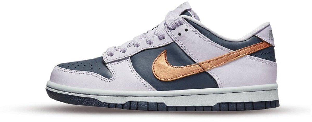 Nike Dunk Low SE Copper Swoosh Grijs