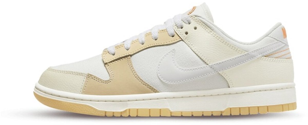 Nike Dunk Low Sanddrift Creme