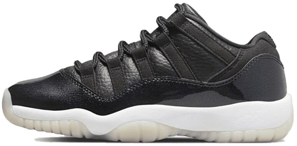 Air Jordan 11 Retro Low 72-10 (GS) - Maat 37.5