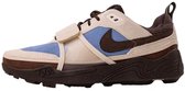 Nike Zoom Field Jaxx Travis Scott 'Leche Blue’ maat 45.5.