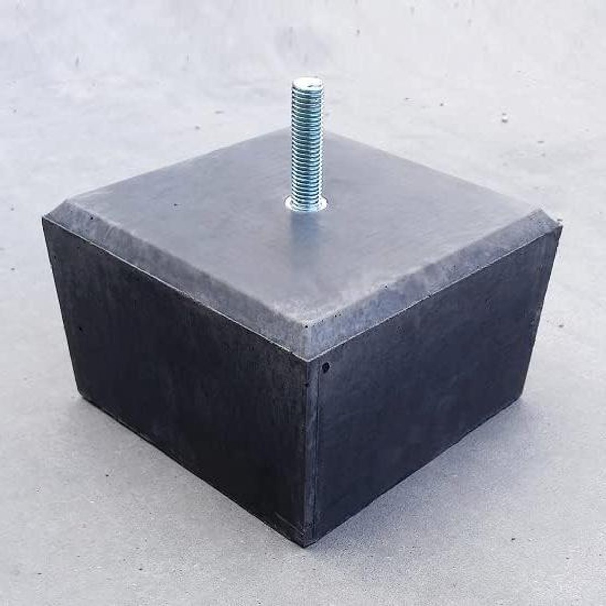 Betonpoer - Betonanker - Ondersteuning Bouwen - Zonder facetrand - 195x195mm - Grijs