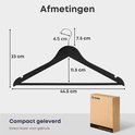 Afmetingen van een zwarte houten kledinghanger: 44.5 cm breed, 23 cm hoog, met diverse afmetingen van de haak en de standaard.