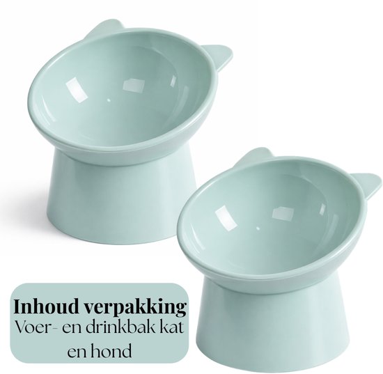 Twee lege, lichtblauwe kattenbakken met oor-details op een witte achtergrond. Tekst: 'Inhoud verpakking Voer- en drinkbak kat en hond'.