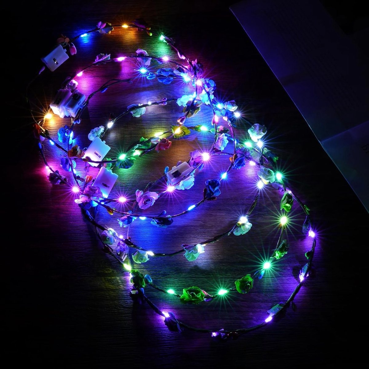 LED Bloemenkroon Hoofdband - 6 Stuks Verlichte Bloemenkrans voor Vrouwen en Meisjes - Perfect voor Bruiloften, Halloween, Kerst en Feestdecoratie