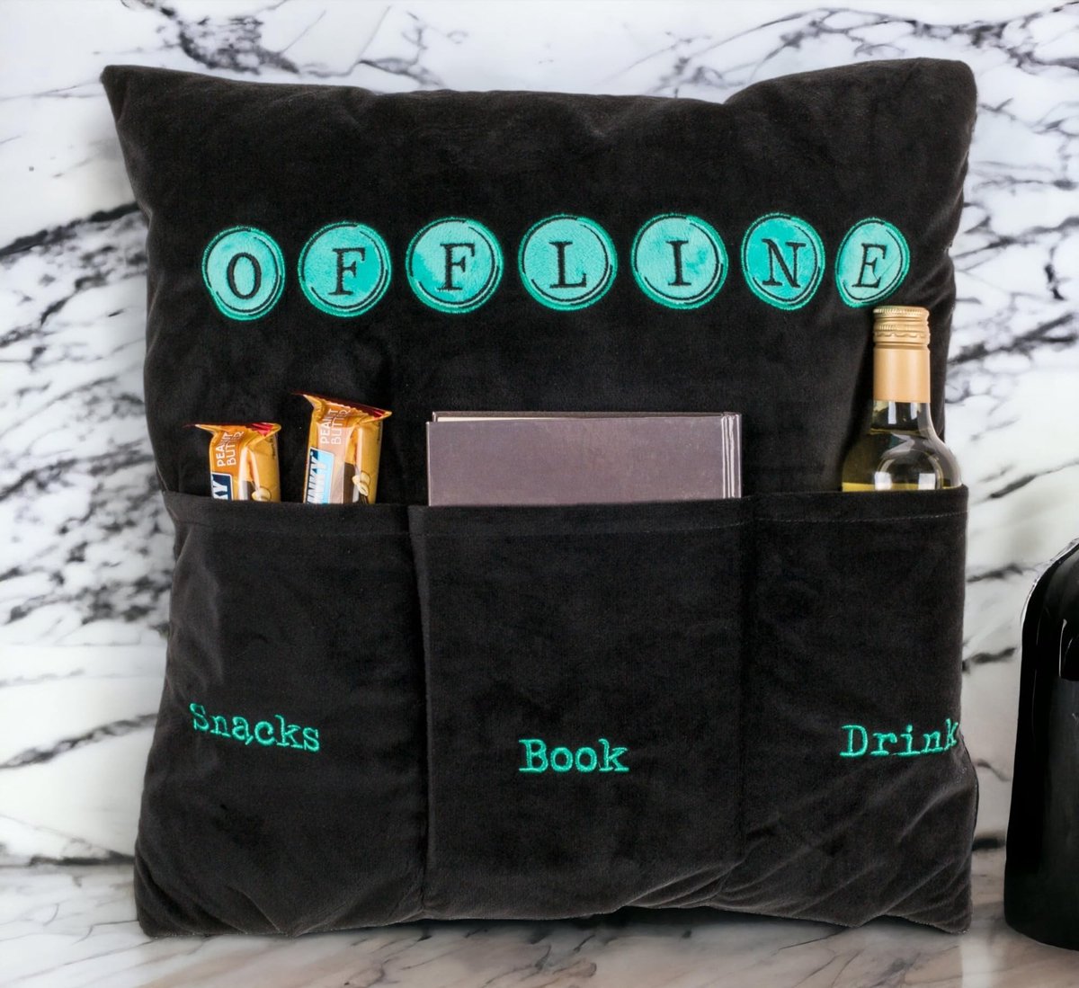 Dailygoods- Knuffelkussen 40 x 40 cm - 100% Polyester - 3 Vakken voor Snacks/Boeken/Drankjes - Zacht/Comfortabel - Modern Design - Perfect Cadeau - Relaxkussen
