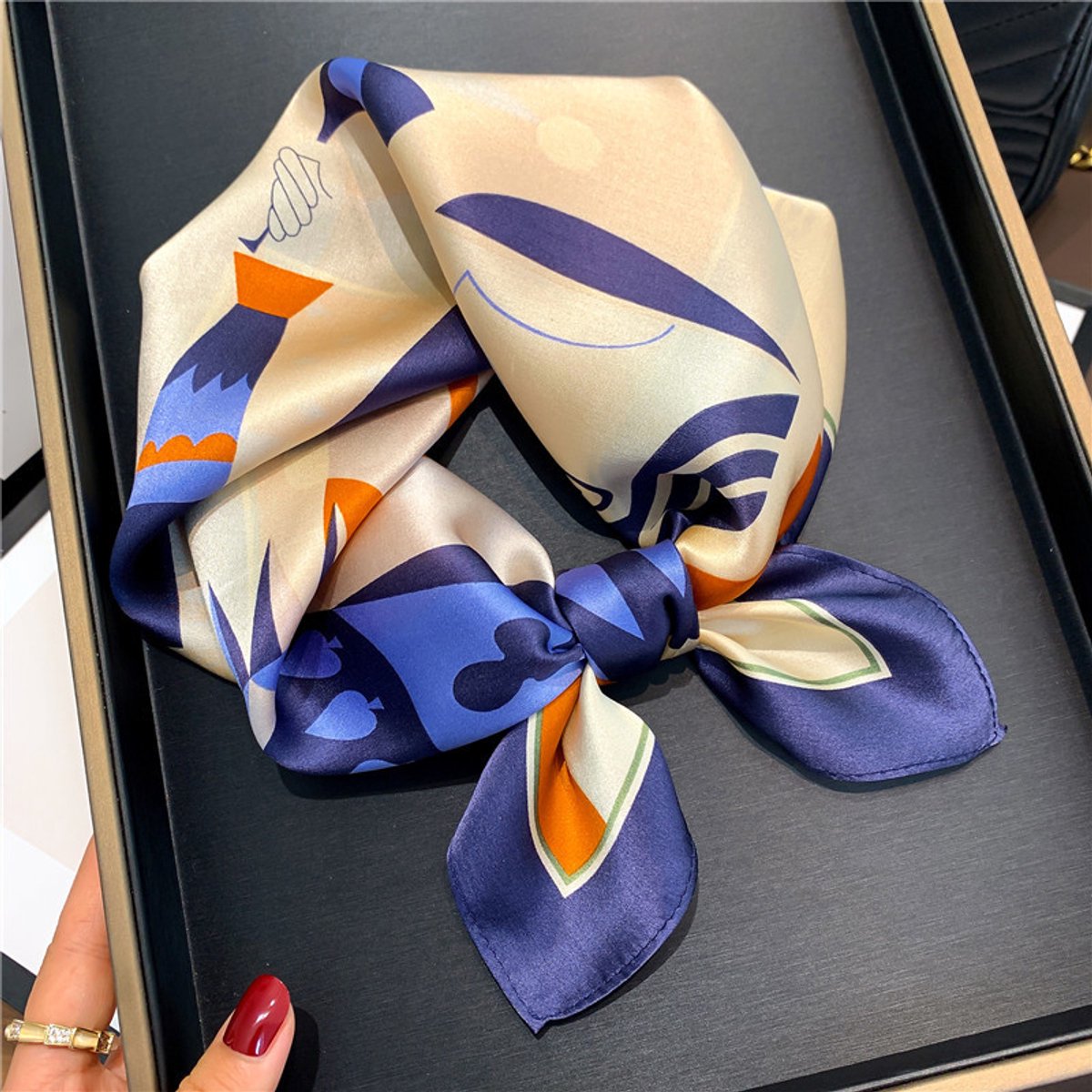 Dames Sjaal - Sjaals - Stola - Vierkante doek - Elegant Stijlvol Dames haar sjaal - Satijn zijde - Hals sjaaltje - Sjaaltje Satijn - Neksjaaltje - Omslagdoek Modesjaals - Neksjaal - Dames Halsdoek -Dame - 16215-Blauw en wit, 53*53cm