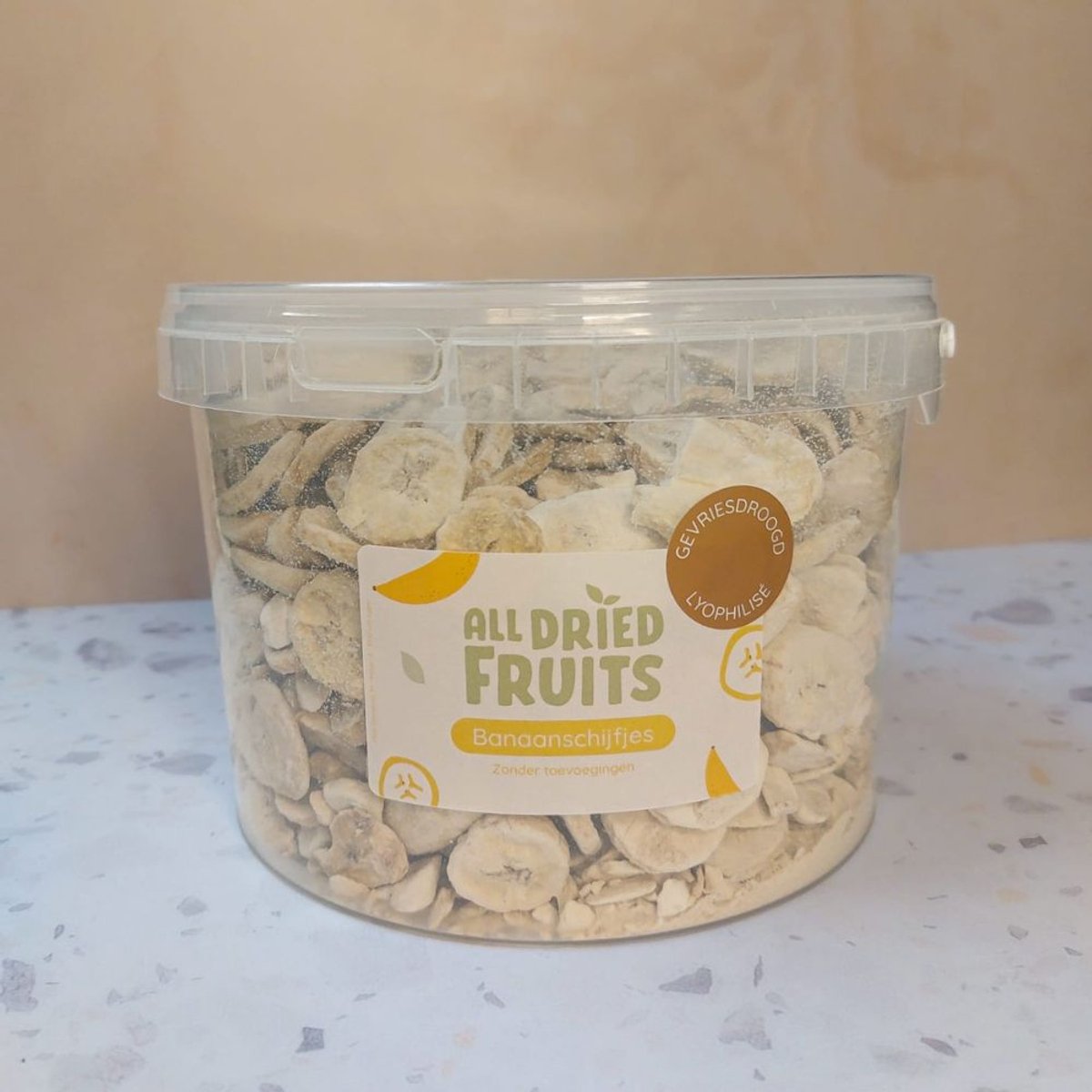 All Dried Fruits - Gevriesdroogde banaan schijfjes - Gezonde fruitsnack - emmer 500 gram