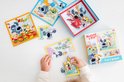 Kinderpuzzel met 4 puzzels: 4, 6, 9, 16 stukjes. Twee honden, Woezel en Pip, staan centraal in de kinderpuzzels.