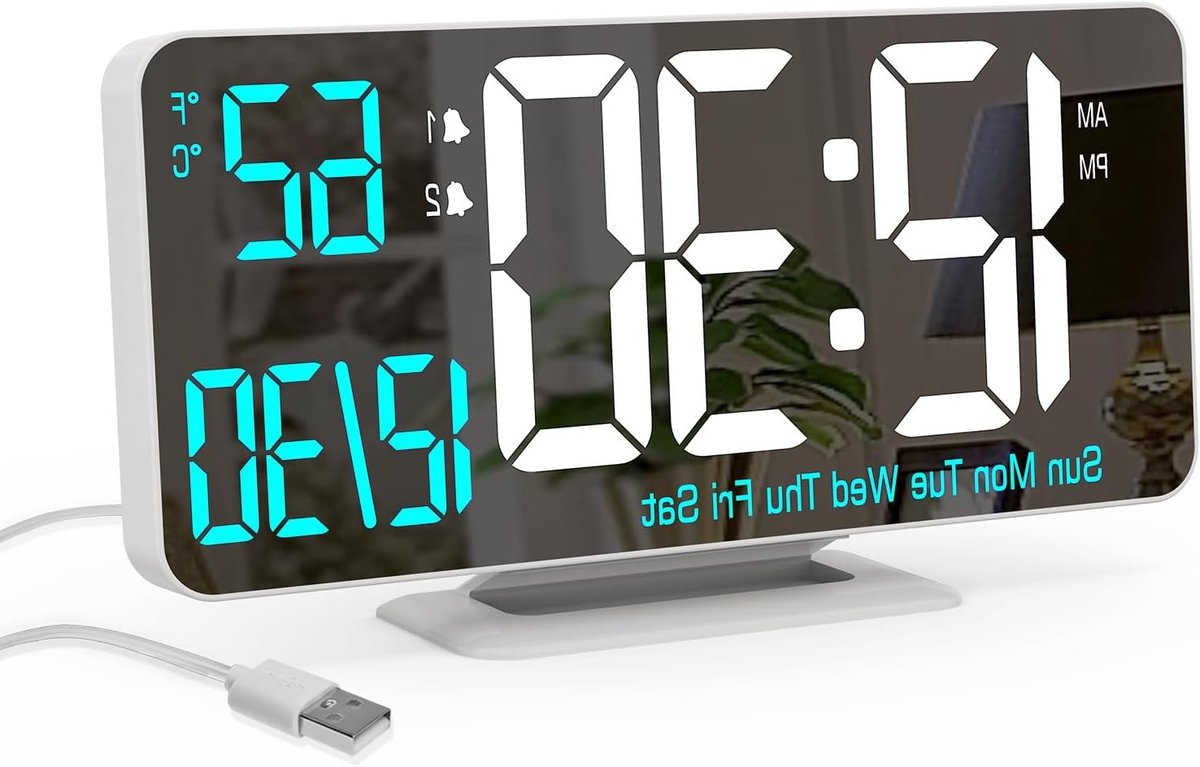 LED Digitale Klok met Alarmfunctie, 17 Inch, Dimbare Tafelklok voor Slaapkamer, Datum, Temperatuur en Dag van de Week