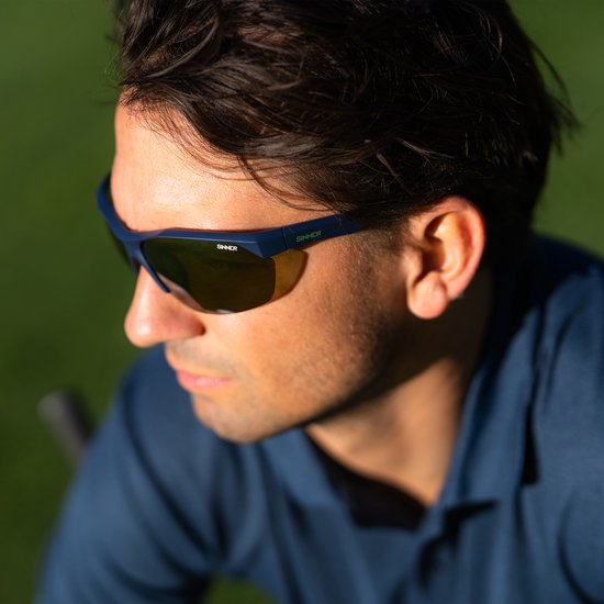 Sinner Pitch Golf Zonnebril - Mat Donkerblauw Frame - Sintrast Lens van Sinner — afbeelding 2