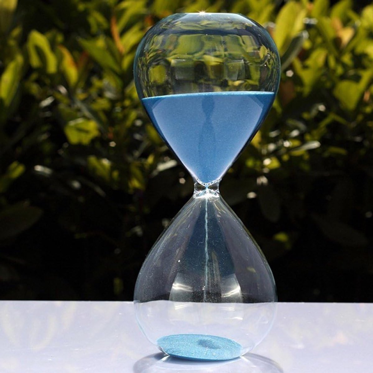 Kleurrijke Zandloper van Glas - Decoratieve Tijdmeter voor Thuis en Kantoor, Perfect als Cadeau voor Feestdagen en Verjaardagen (10 Minuten, Blauw)