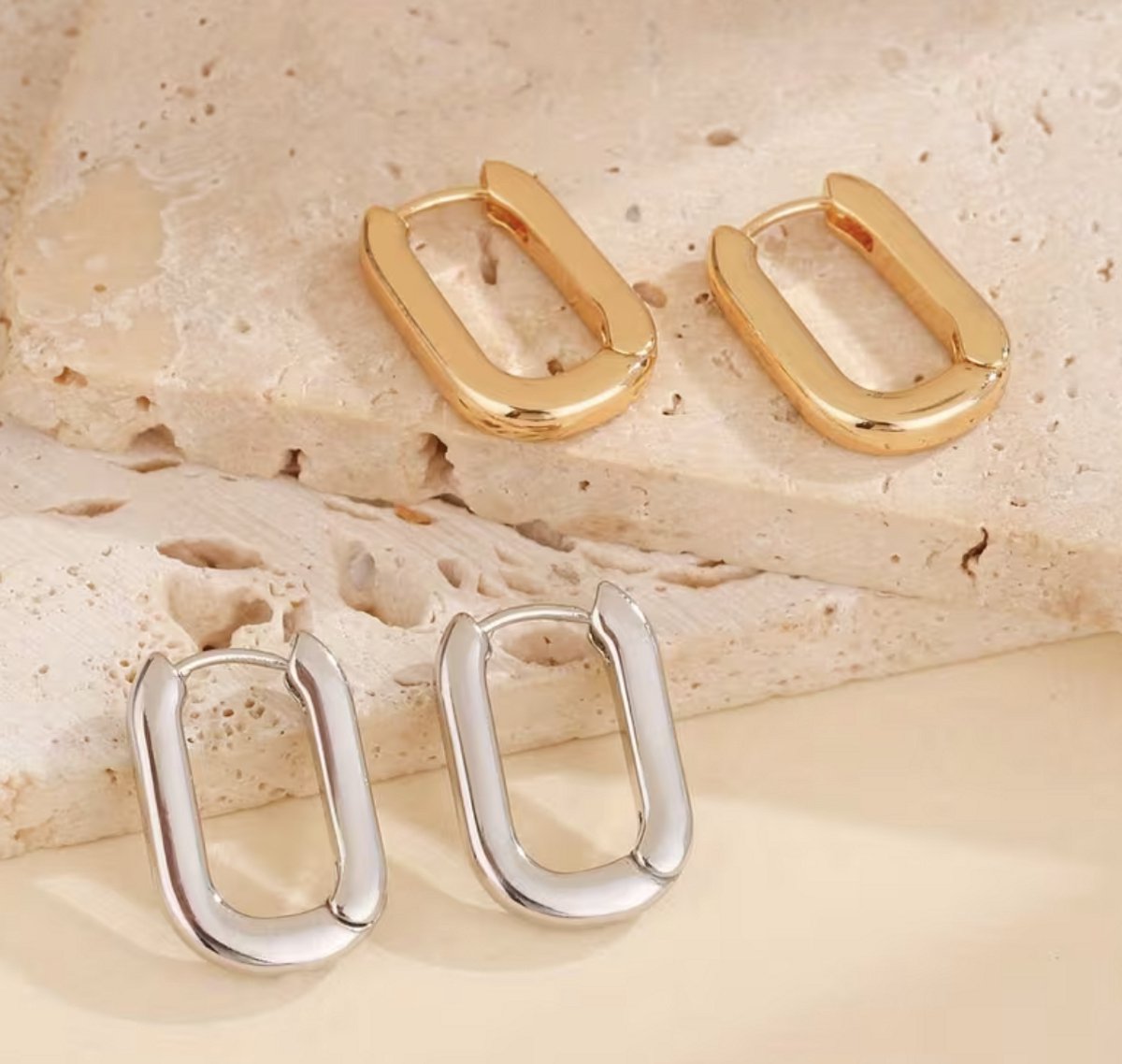 Oorbellen- Goudkleurig - Verguld - Roestvrijstalen oorbellen - sieraden – Cadeau tip – Hip - Trendy