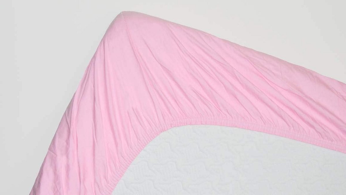 Hoeslaken Katoen - Matrasbeschermer - Comfortabel Slapen - Perkal Katoen - 140x220 cm - Roze