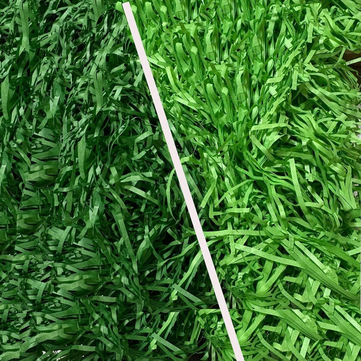 Paasgras Vulling - Paasnest Materiaal - Paasmandjes Decoreren - Twee Groentinten - 200 Gram - Groen