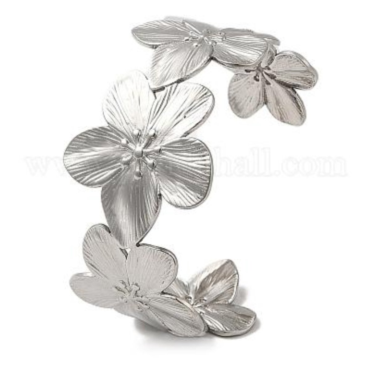 Luxxie - Bloemen Armband - Zilverkleurig - Nikkelvrij - Stainless Steel-kado voor haar-statement armband-nikkelvrij armband
