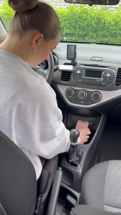 Siltcon® Telefoonhouder Auto Ventilatie - Telefoonhouders Auto - GSM Houder Auto - Auto Accessories - Verstelbaar en 360° Draaibaar - Universeel voor alle Telefoons
