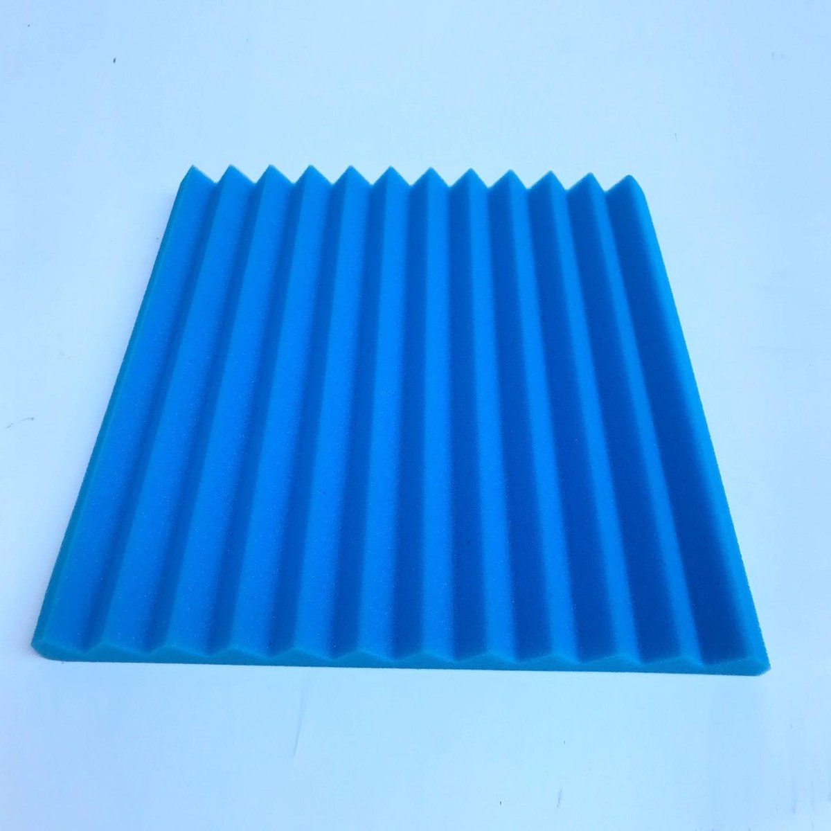 Geluiddempende panelen - Akoestisch schuim - Geluidsverbetering studio - Brandwerend materiaal - 12 stuks 30x30cm - Zwart en blauw