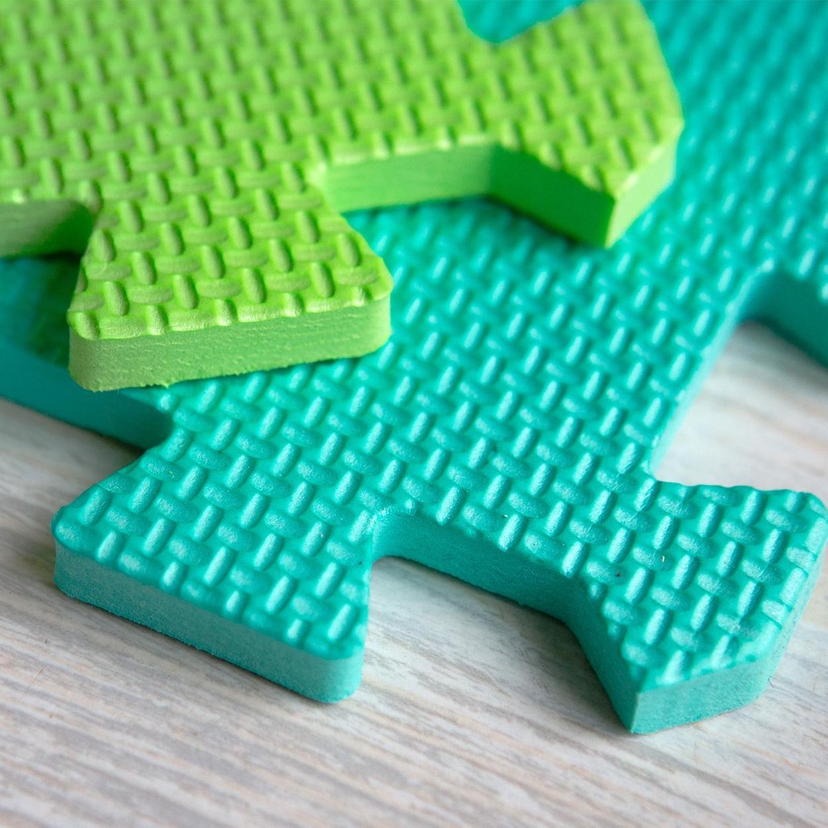 LifeGoods Multicolor Speelmat XL - 36-delig Puzzel van Schuim Vloer Tegels in 9 Kleuren - 180x180 cm - Zacht en Dik EVA Foam - Antislip en Waterafstotend - Educatief Speel Kleed voor Baby/Peuters/Kinderen vanaf 0 jaar - Jongens en Meisjes — afbeelding 7
