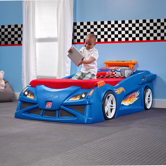 Step2 Hot Wheels ToddlerToTwin Race Car Bed + Hot Wheels