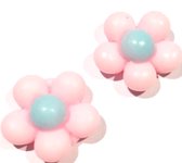 Licht- roze- bloem -oorbellen-kunststof steker- anti  allergisch