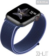 Nylon loopbandje in de kleur donkerblauw geschikt voor Apple Watch series 1, 2, 3, 4 en 5 in maat 42/44mm.