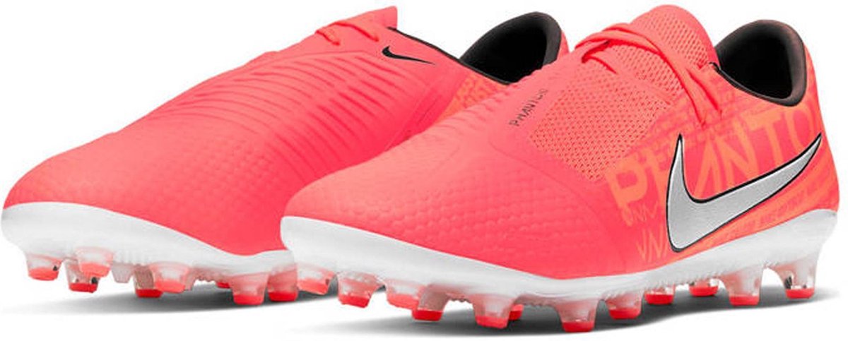 nike phantom vnm ag
