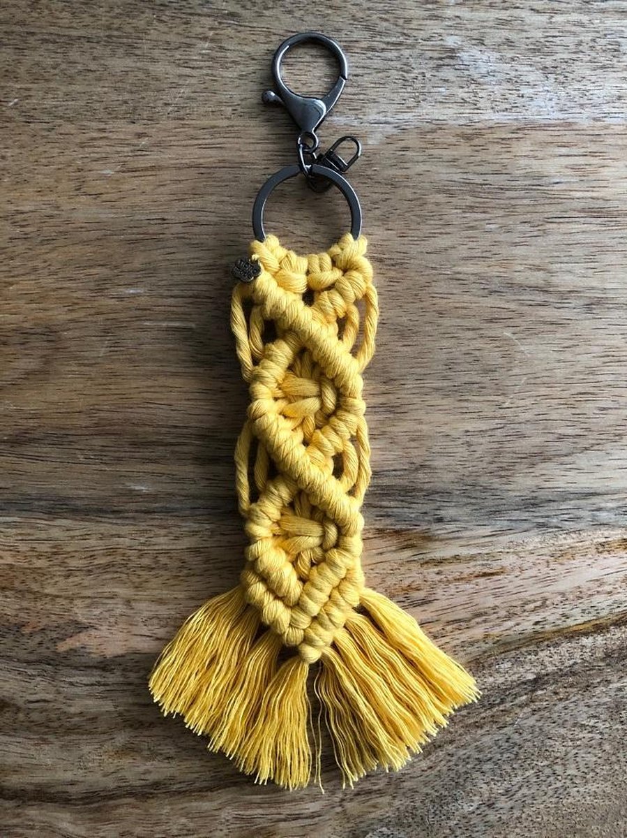 Sleutelhanger, macrame sleutelhanger, geknoopte sleutelhanger - 026 oker geel