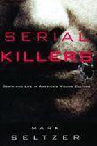 Omslag Serial Killers