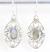 Boucles d'oreilles ajourées en argent avec labradorite