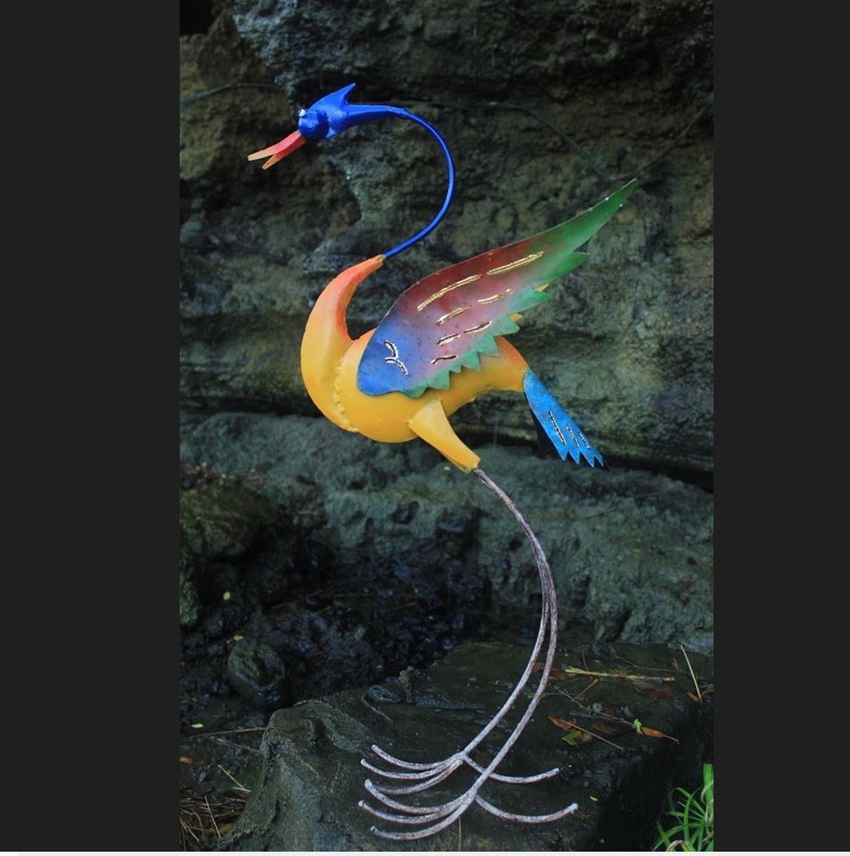 Vreemde vogel JUKE - tuin beeld - multi color- 38x20x62 - metaal
