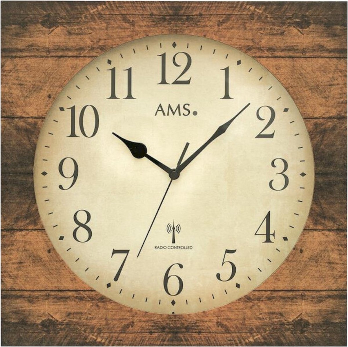 AMS Wandklok vierkant 5550