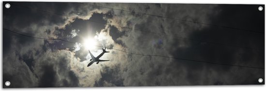 Tuinposter – Passagiersvliegtuig Zwemmend bij de Zon langs de Wolken - 120x40 cm Foto op Tuinposter (wanddecoratie voor buiten en binnen)